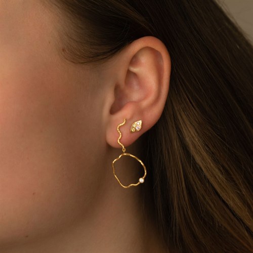 Stine A Wavy Circle Earring With Stone Left Gold 1266-02-l model